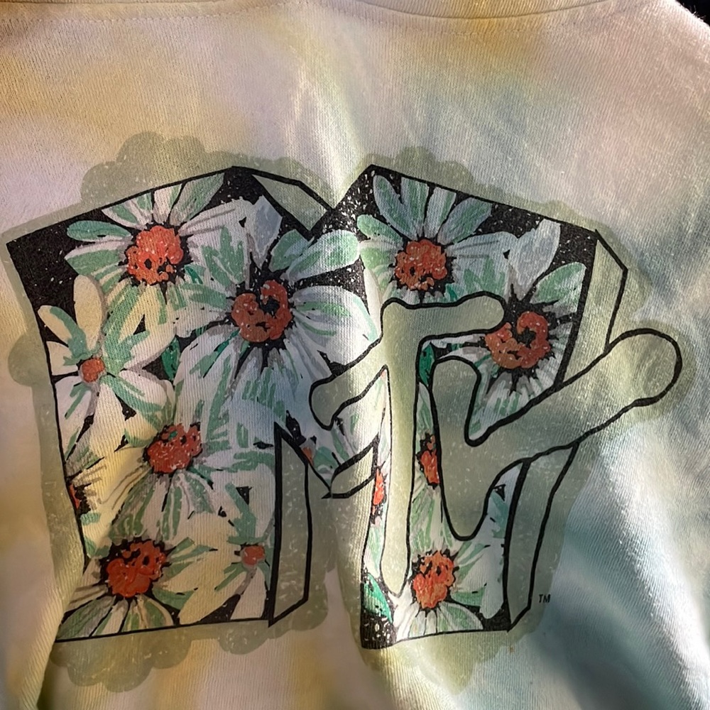MTV tie dye cropped hoodie